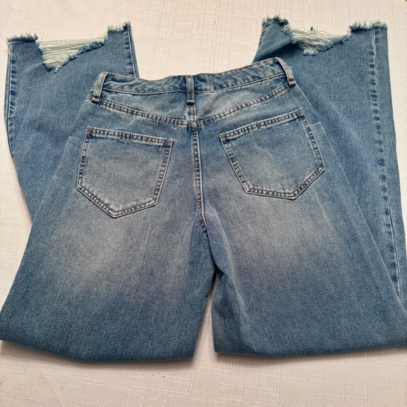 Circus NY high waist slouchy jean distressed 24 - Picture 8 of 9